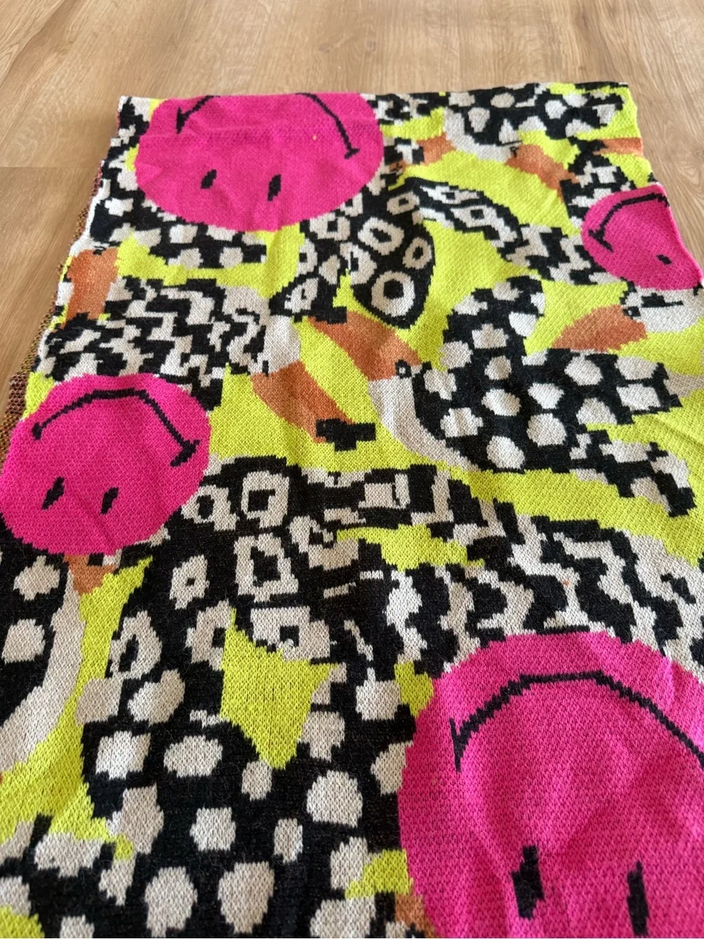 Farm Rio Tucanissimo Smiley® Scarf